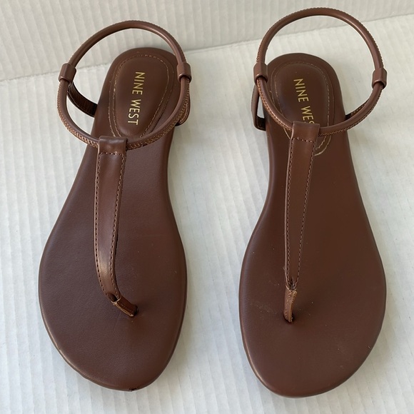 Nine West  Bassie Brown Sandals Minimalist Design Size 6.5 - Picture 1 of 15